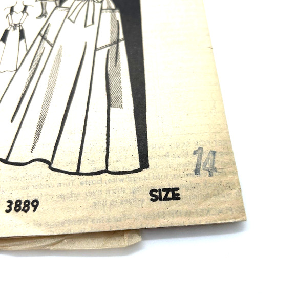 American Weekly Vintage Mail Order Pattern #3889 Apron or Sundrress Size 14 - Picture 4 of 6